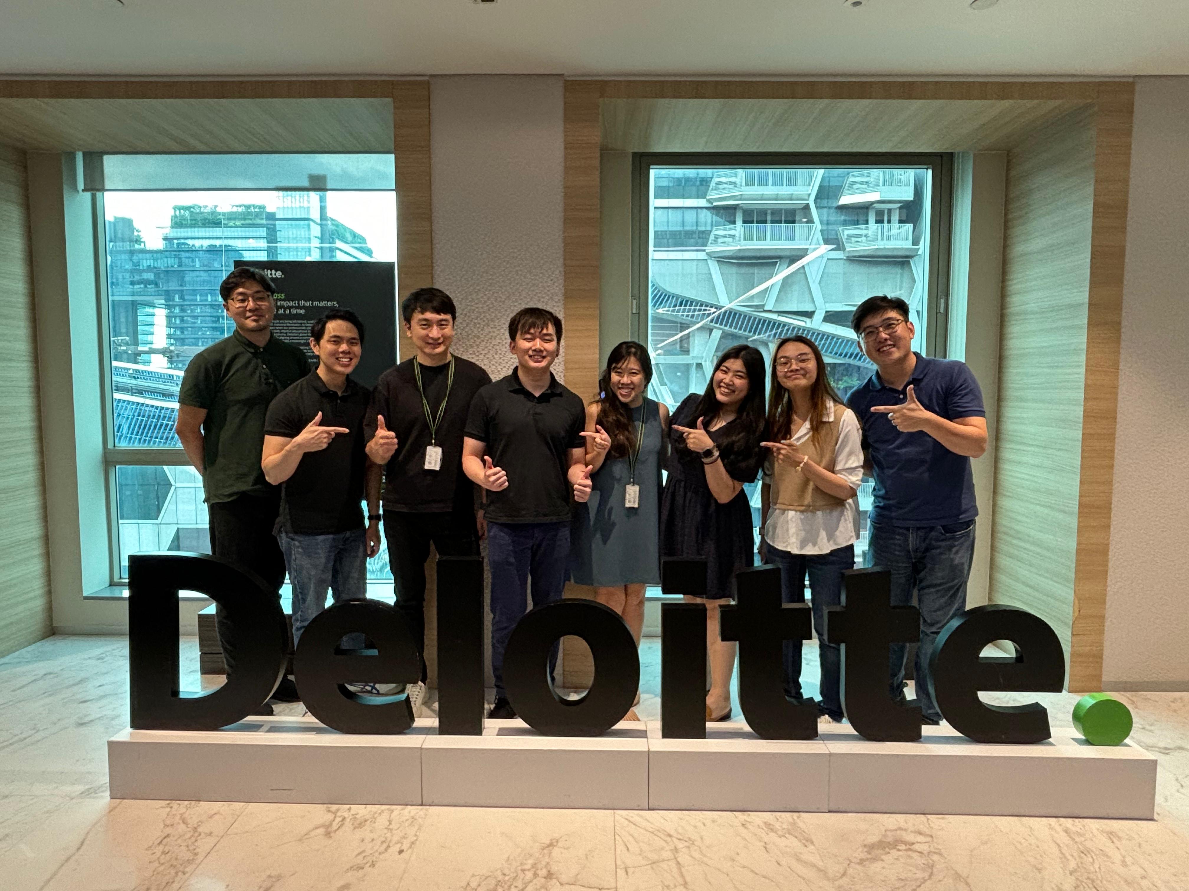 Wei Yi (fourth from the left) at Deloitte Singapore during his IWSP 