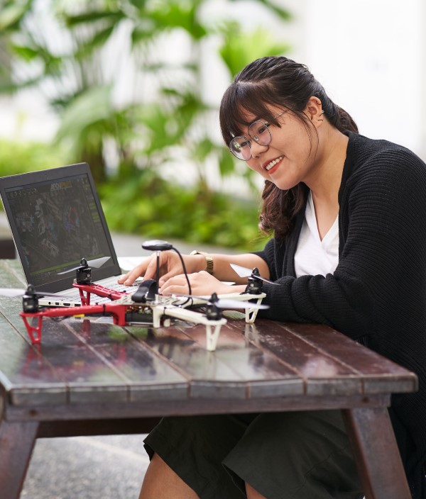 Singapore Institute of Technology: University of Applied Learning