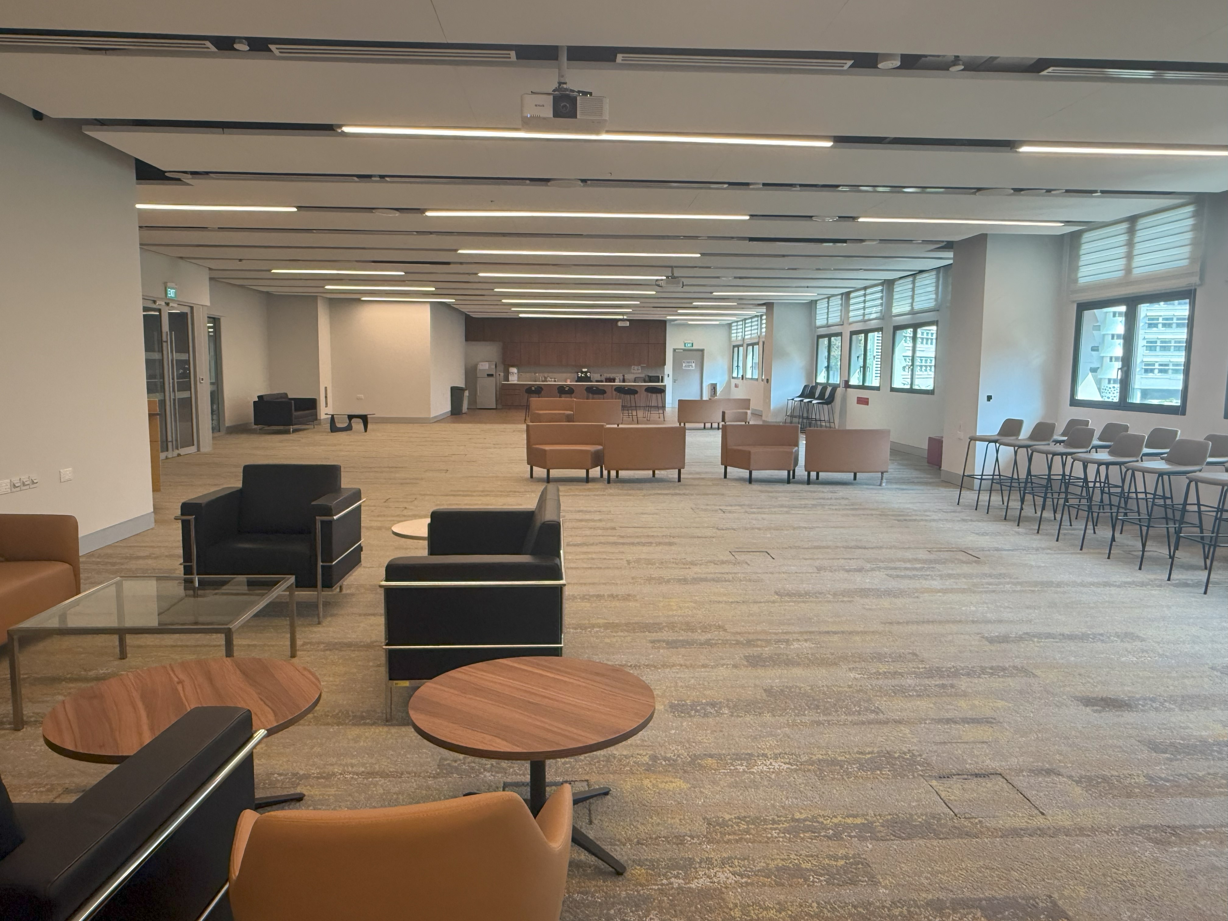 Partners Lounge 1.jpeg