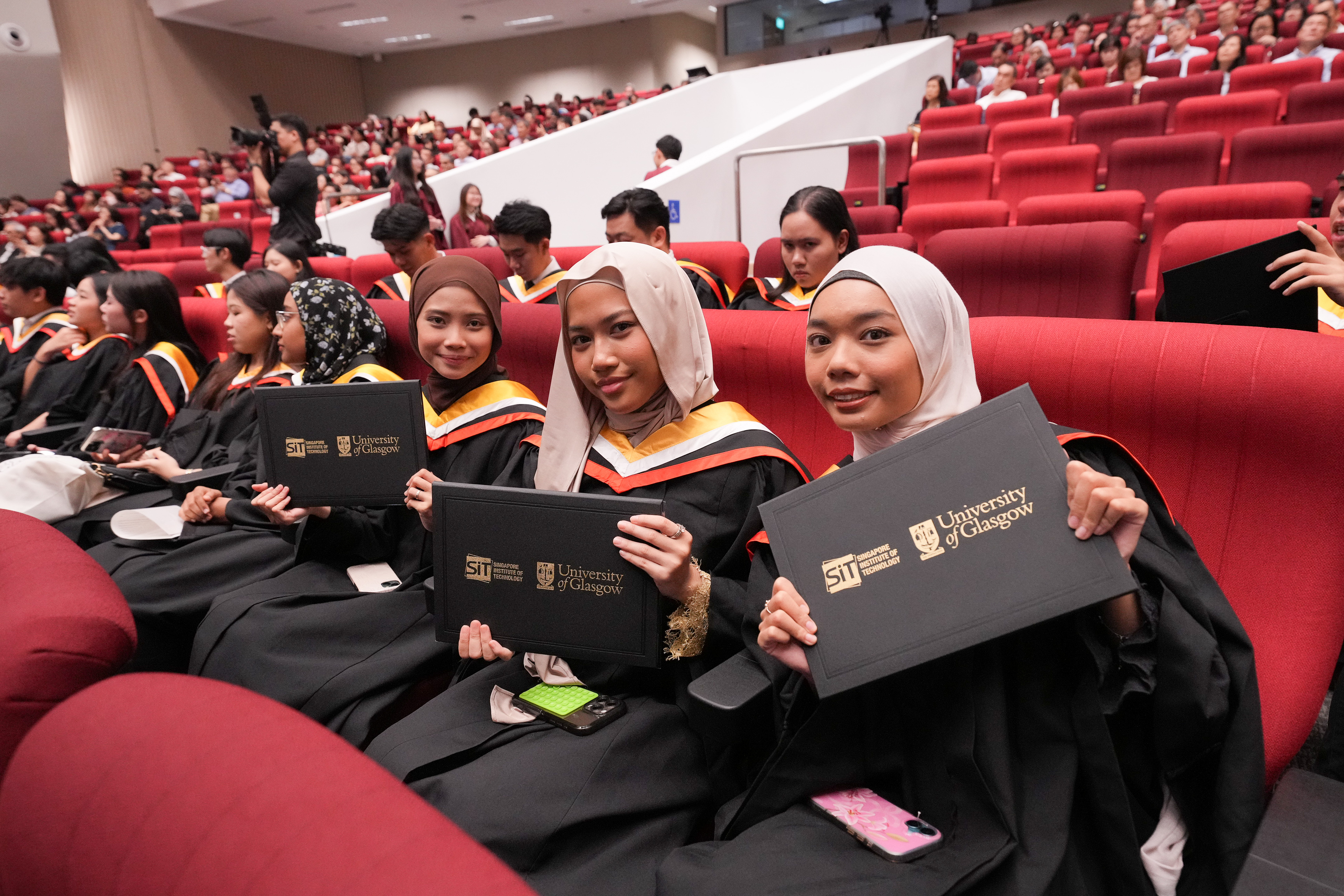 251015_S8_Convocation25_SIT_KengPhotography(Keng)0153_K1_02910.jpg