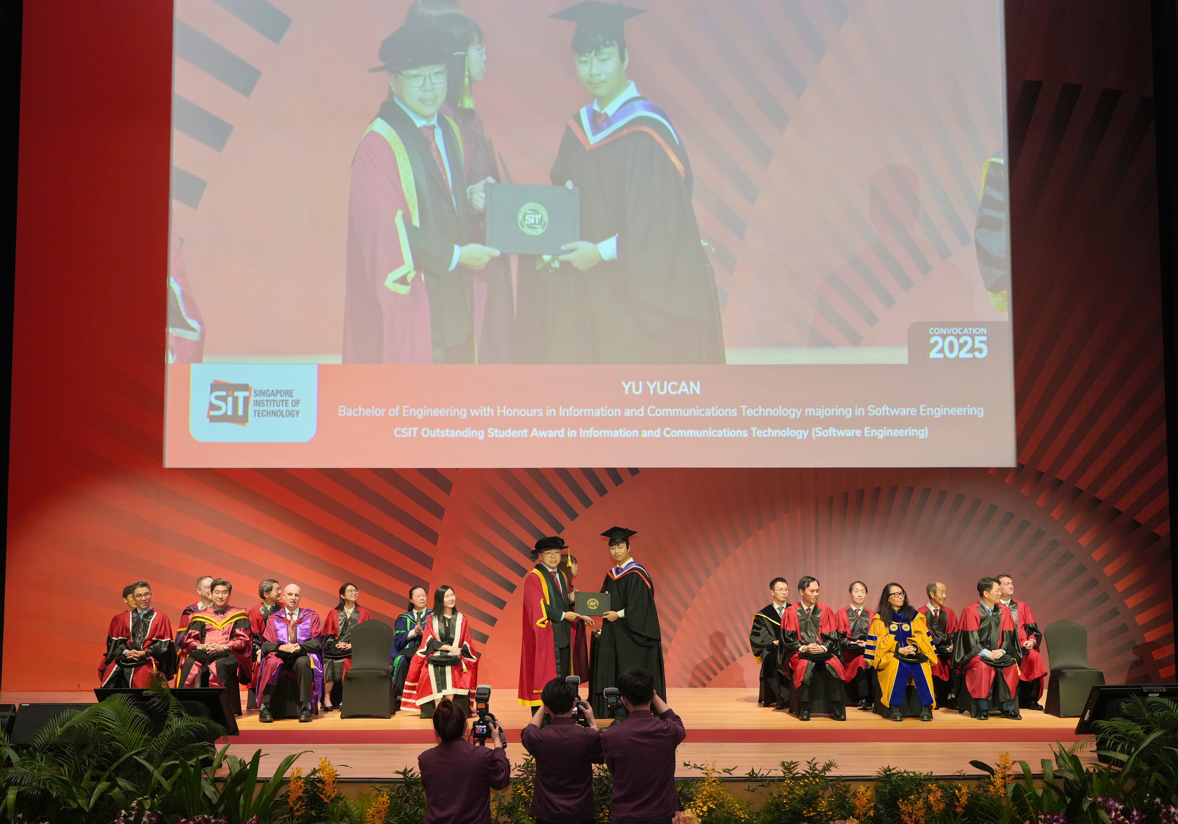 251016_S12_Convocation25_SIT-KengPhotography-R1_02428.JPG