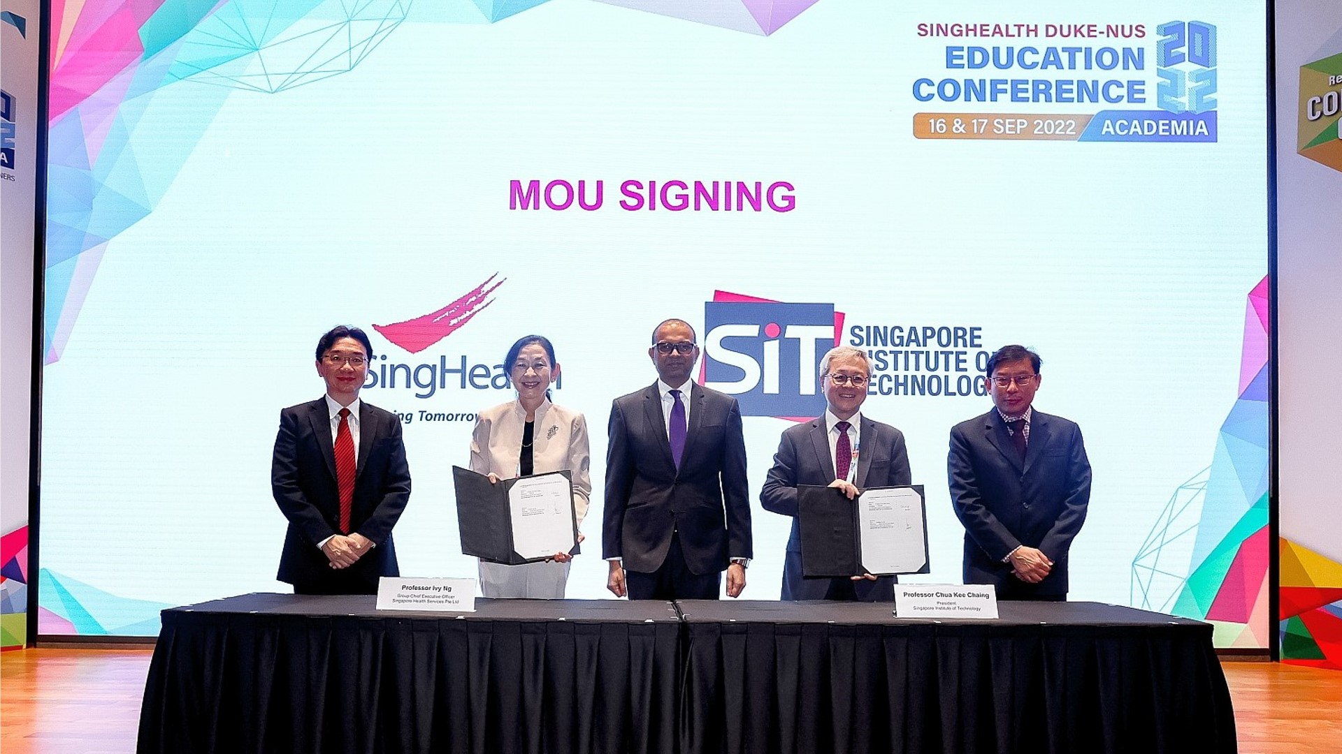 SingHealth SIT MOU signing for website