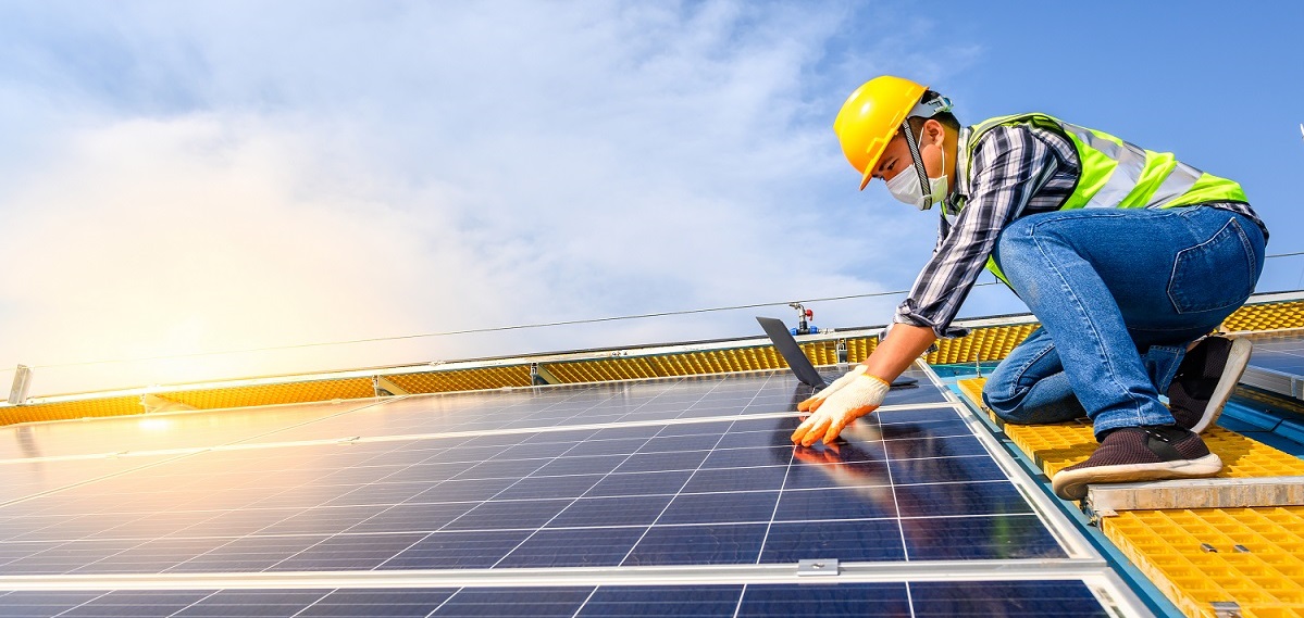 course-SolarPhotovoltaicInstallationSystems-banner